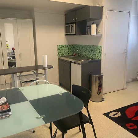 Διαμέρισμα Studio Meuble Τουρκουάν